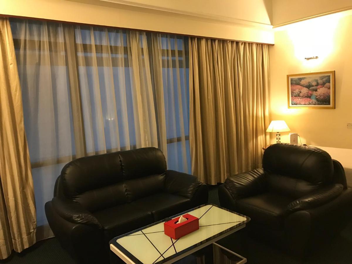Queens Service Suites At Times Square Kl Kuala Lumpur Exterior photo